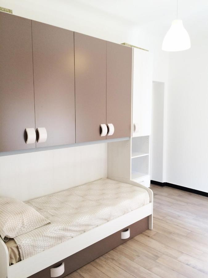 Miramare Apartment Genova Bagian luar foto